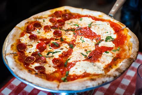 Authentic Italian Dining and NY Style Pizza 